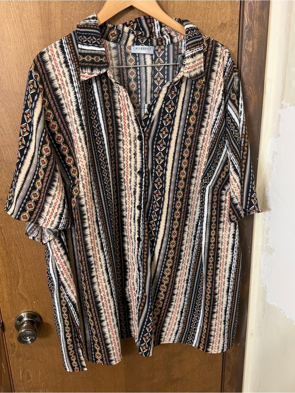 Catherines 3X Black, Cream & Brown Aztec-Stripe Short Sleeve Button-Up Shirt